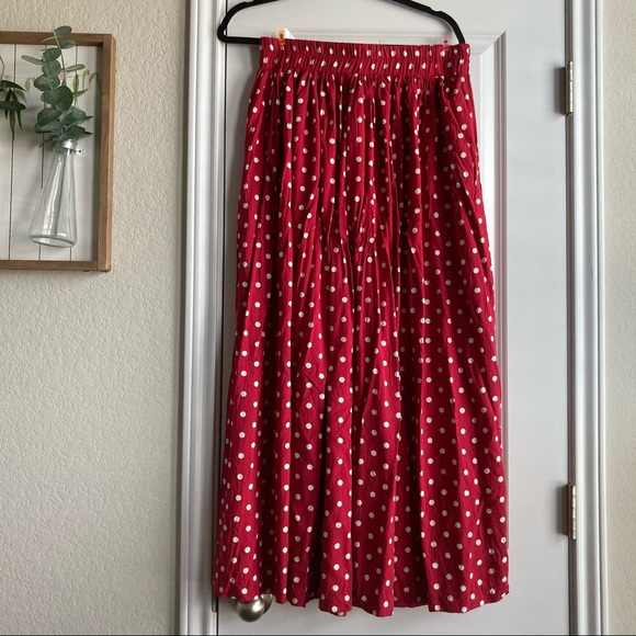 Vintage polka dot midi skirt